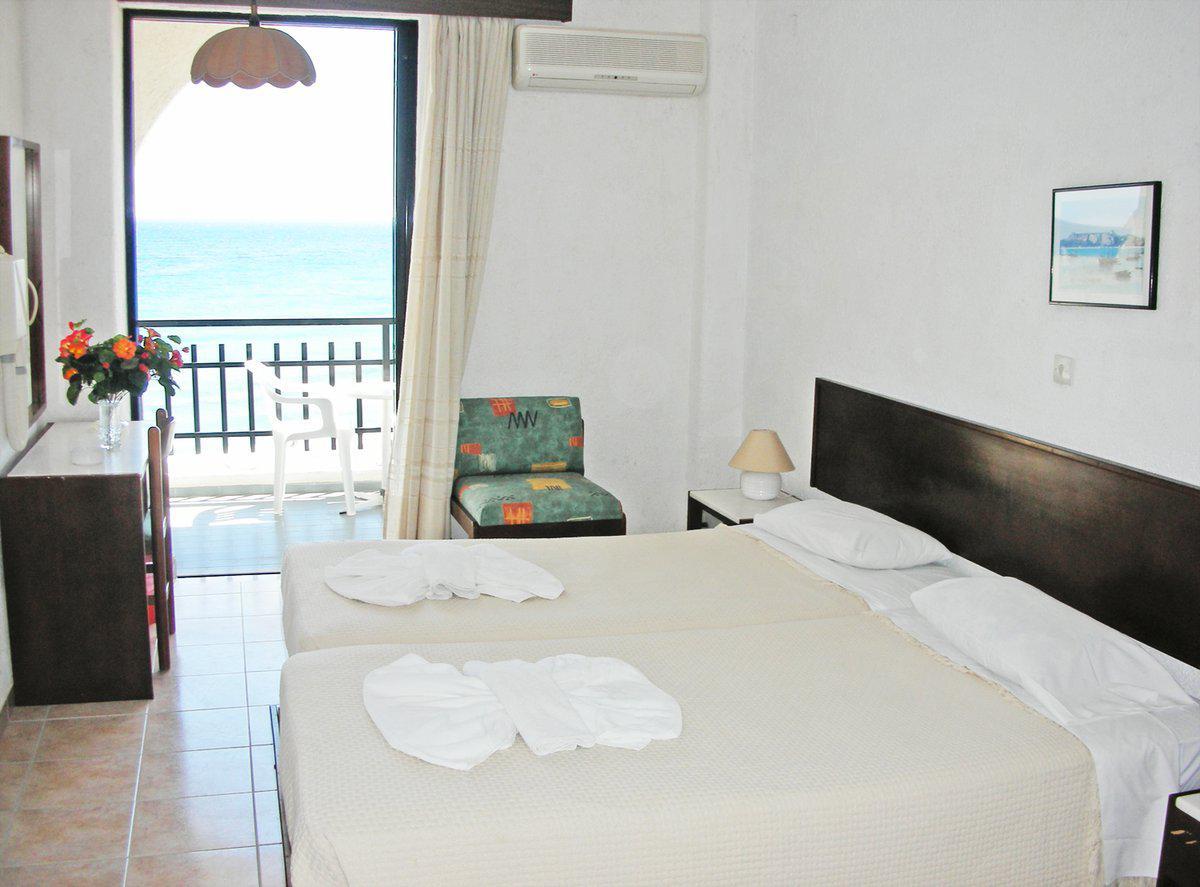 Lymiatis Beach Hotel Karpathos Bagian luar foto
